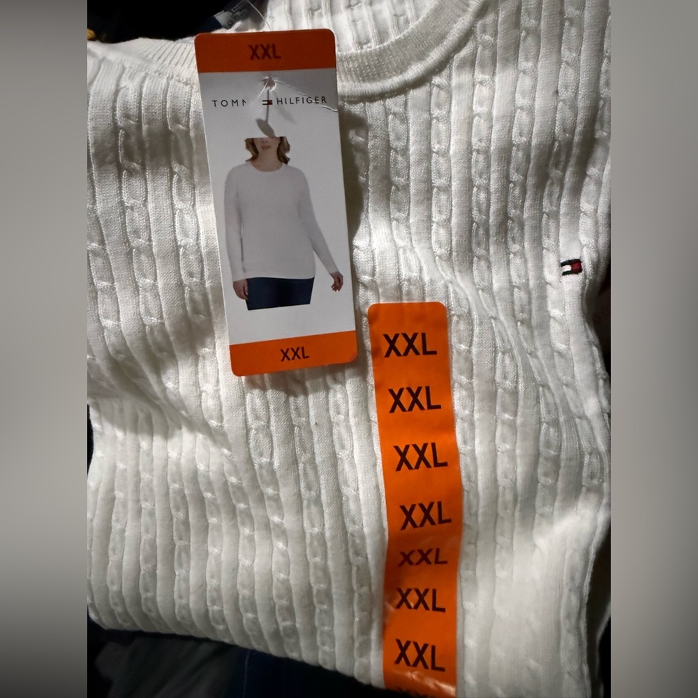 NWT Tommy Hilfiger Classic Women’s White Cable Knit Crew Neck Sweater size XXL - Picture 4 of 4